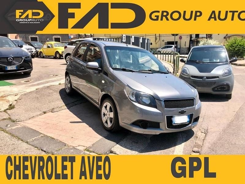 Grigio Usata 2011 Chevrolet Aveo LT Tre volumi | 4400 € (Cara) - Immagine 1/4