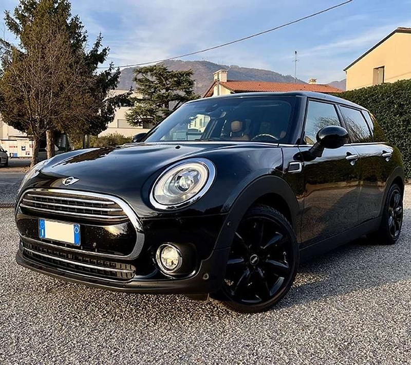 Usata Mini Cooper D Clubman 150 CV (110 kW) 2016 Nero Station wagon