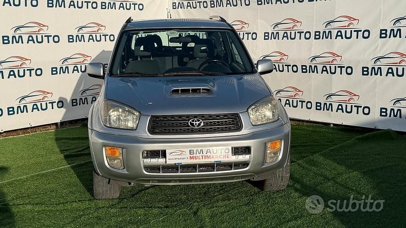 Second-hand Toyota RAV4 Sol 116 CP (85 kW) 2003 Gri SUV