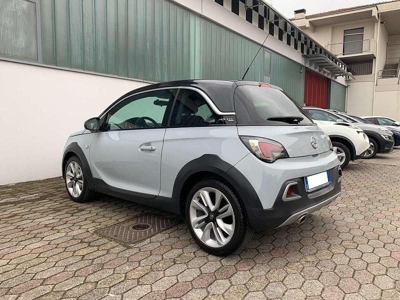 Usata Opel Adam Rocks 69 CV (50 kW) 2016 Grigio Utilitaria