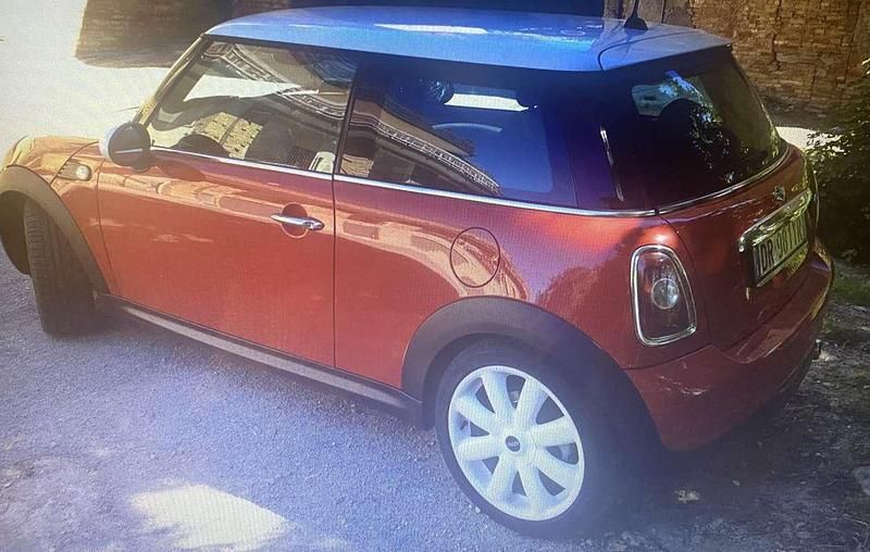Usata Mini Cooper D Pepper 109 CV (80 kW) 2008 Utilitaria
