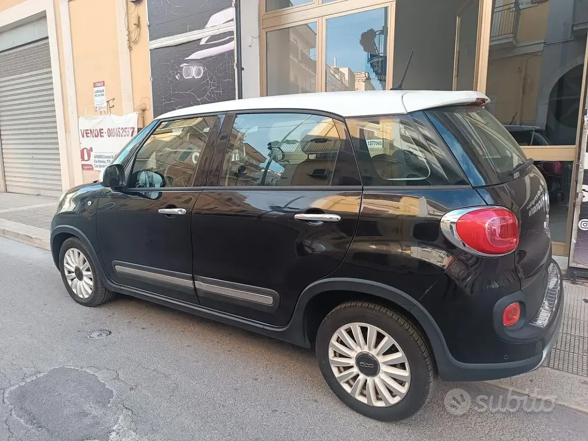 Usata Fiat 500L Trekking 120 CV (88 kW) 2015 Nero Monovolume