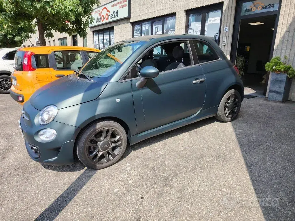 Usata Fiat 500 Sport 69 CV (50 kW) 2021 Verde oliva pastello Utilitaria