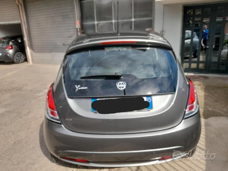 Usata Lancia Ypsilon 69 CV (50 kW) 2018 Utilitaria