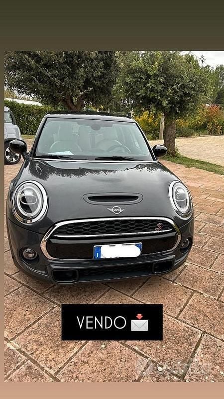 Usata Mini Cooper S 178 CV (130 kW) 2020 Grigio Utilitaria