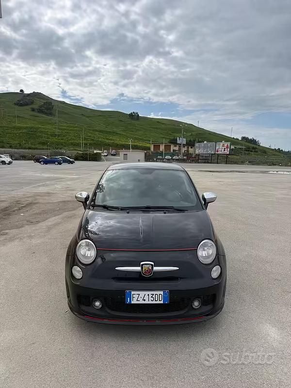Usata Abarth 500 135 CV (99 kW) 2009 Nero Utilitaria