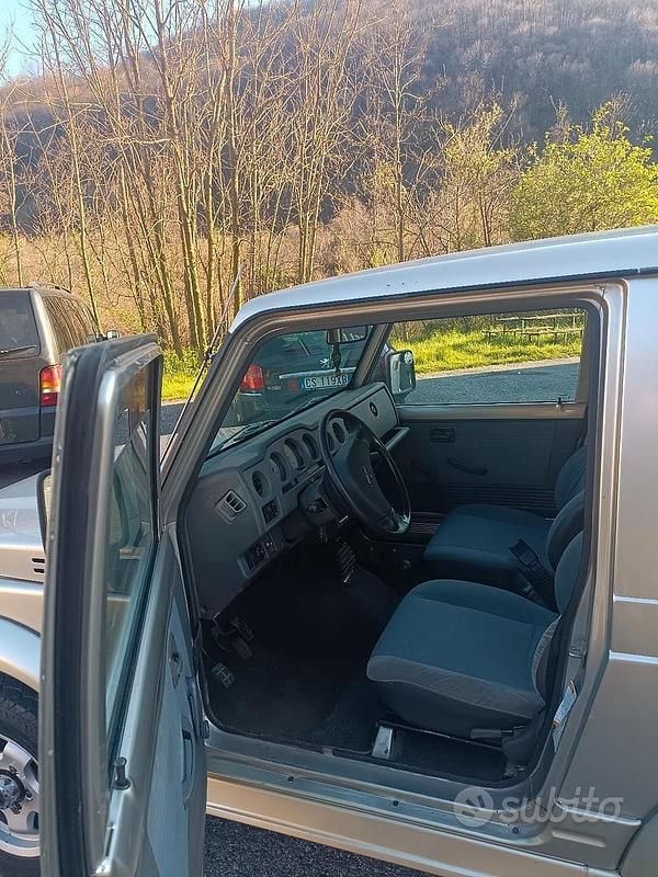 Usata Suzuki Samurai 64 CV (47 kW) 2002 Grigio SUV