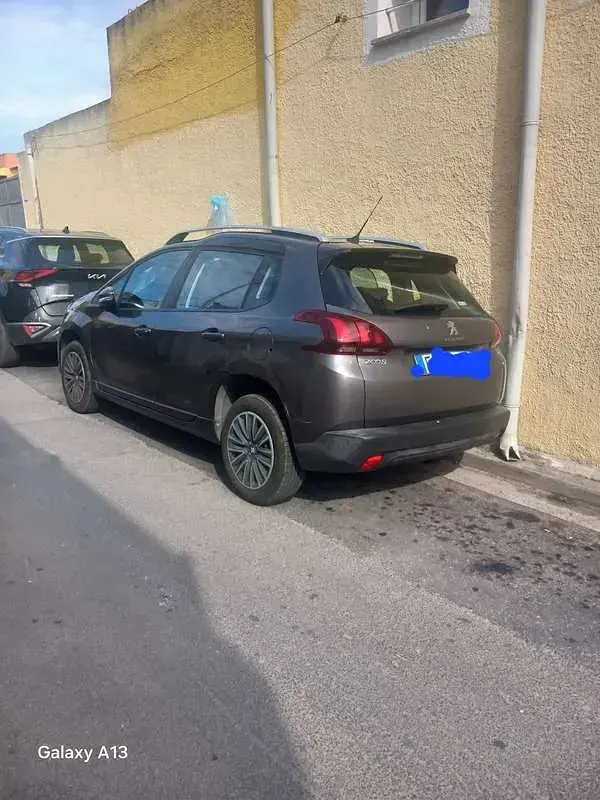 Usata Peugeot 2008 Active 102 CV (75 kW) 2019 Grigio SUV