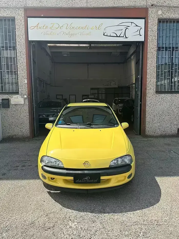 Usata Opel Tigra 90 CV (66 kW) 1997 Giallo Coupé