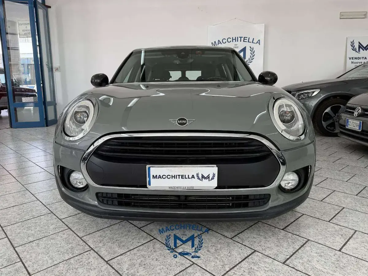 Usata Mini One Clubman 102 CV (75 kW) 2019 Grigio Station wagon