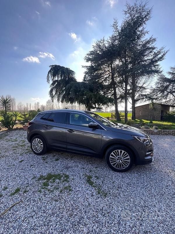 Usata Opel Grandland X Innovation 131 CV (96 kW) 2019 Grigio SUV