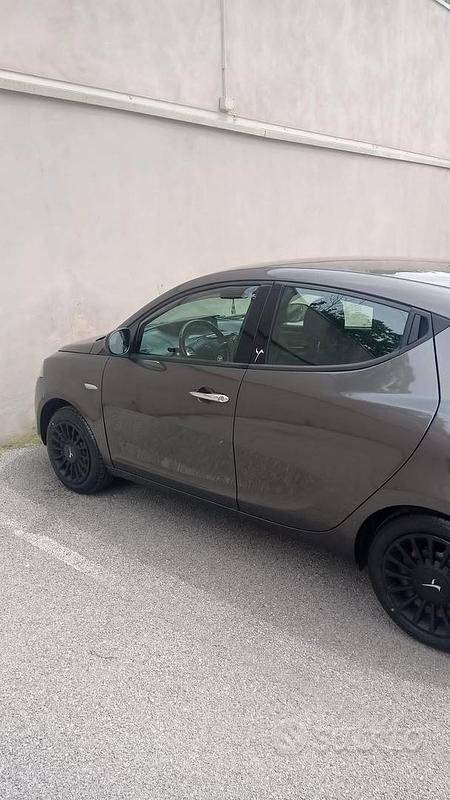 Usata Lancia Ypsilon 2016 Utilitaria