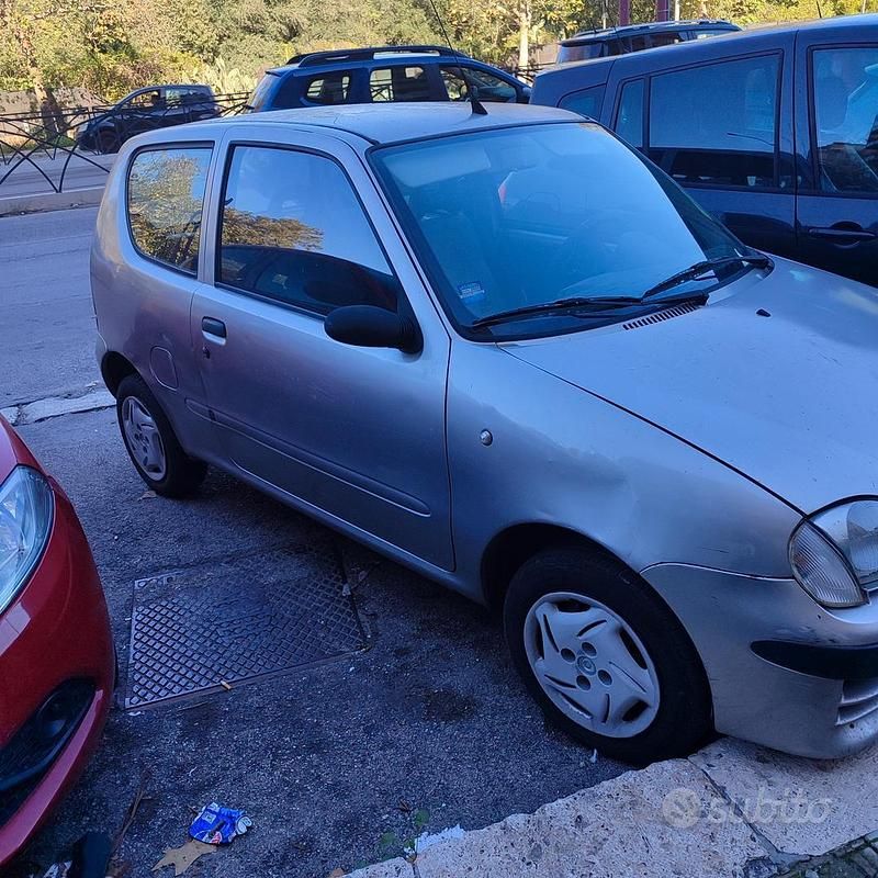 Usata Fiat Seicento 54 CV (39 kW) 2003 Grigio Utilitaria