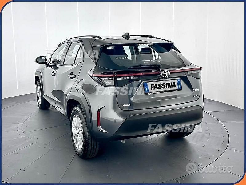 Usata Toyota Yaris Cross Active 116 CV (85 kW) 2025 Antracite SUV
