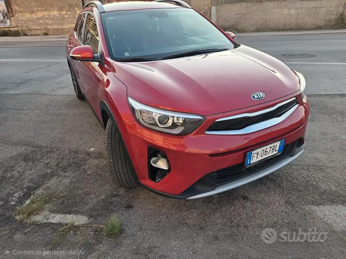 Usata Kia Stonic 100 CV (73 kW) 2019 Rosso SUV
