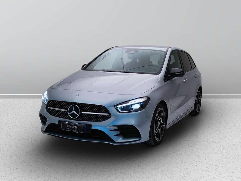 Argento Usata 2024 Mercedes B180 Advanced Plus Monovolume | 34.900 € (Cara) - Immagine 1/4