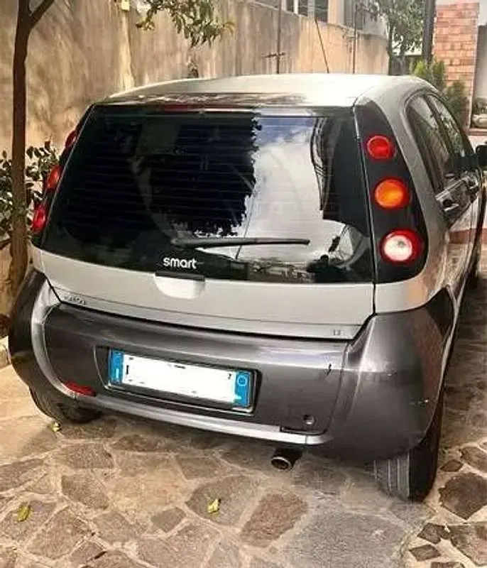 Usata Smart ForFour Passion 75 CV (55 kW) 2004 Grigio Utilitaria