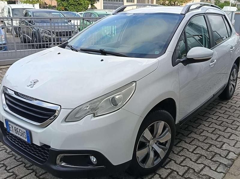 Usata Peugeot 2008 Allure 92 CV (67 kW) 2015 Bianco SUV