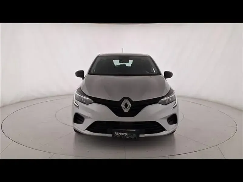 Usata Renault Clio SE 2022 Grigio chiaro Utilitaria