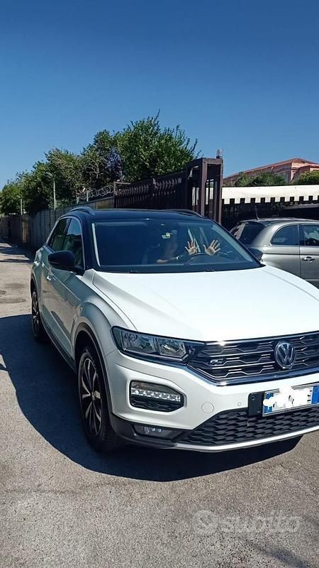 Usata VW T-Roc 116 CV (85 kW) 2019 Bianco SUV