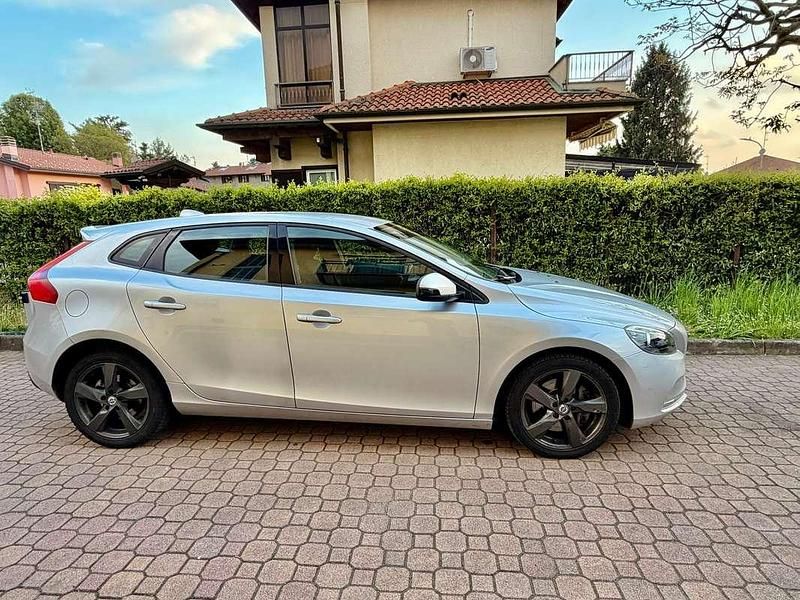 Usata Volvo V40 Kinetic 150 CV (110 kW) 2015 Berlina