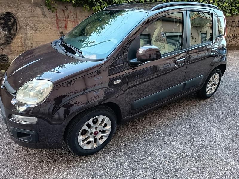 Usata Fiat Panda Lounge 80 CV (58 kW) 2012 Marrone Utilitaria