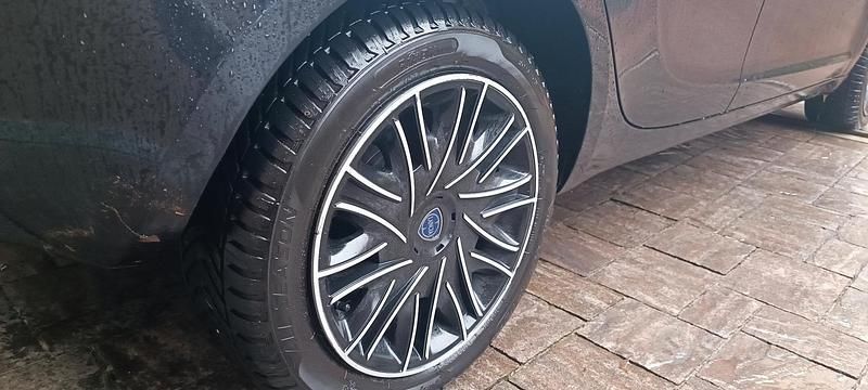 Usata Lancia Ypsilon 2019 Nero Utilitaria