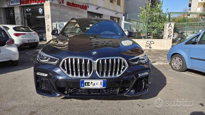 Usata BMW X6 M Sport 333 CV (244 kW) 2021 Blu SUV