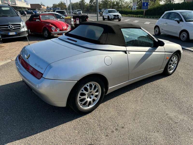 Usata Alfa Romeo Spider 218 CV (160 kW) 2002 Grigio Cabrio