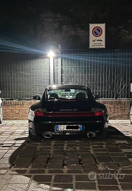 Usata Porsche 911 Carrera 2023 Nero Coupé