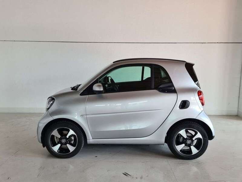 Usata Smart ForTwo Electric Drive Pure 41 kW (56 CV) 2020 Argento Coupé