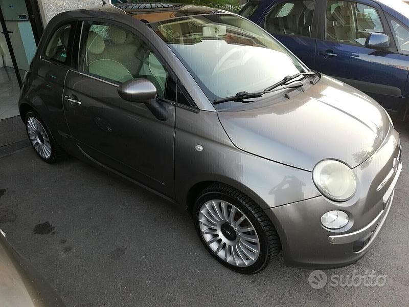 Grigio Usata 2009 Fiat 500 Lounge Tre volumi | 4990 € (Buon prezzo) - Immagine 1/4