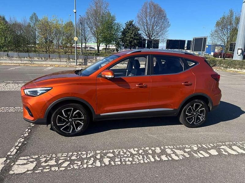 Usata MG ZS Luxury 111 CV (81 kW) 2022 Arancione SUV