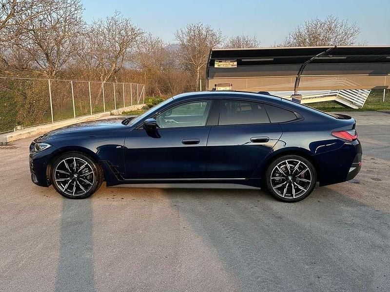 Usata BMW 420 M Sport 190 CV (139 kW) 2023 Blu/azzurro Coupé