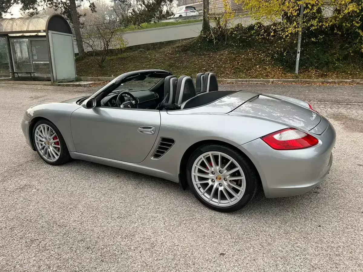 Usata Porsche Boxster S 280 CV (205 kW) 2005 Grigio Cabrio