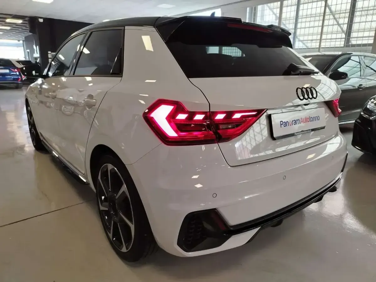 Usata Audi A1 116 CV (85 kW) 2025 Bianco SUV