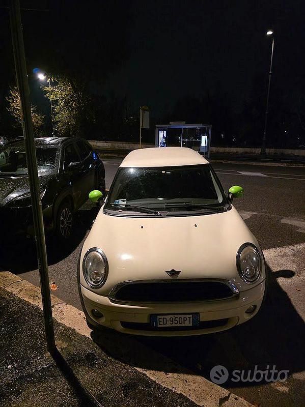 Begagnad Mini ONE 75 HK (55 kW) 2010 Vit Halvkombi