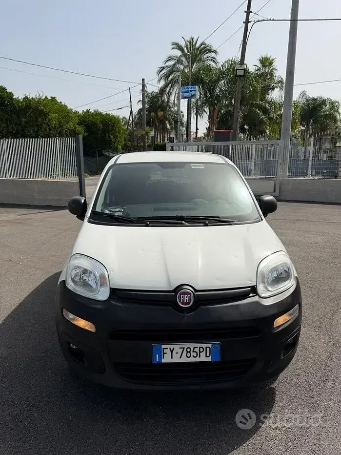 Usata Fiat Panda Pop 69 CV (50 kW) 2019 Bianco Utilitaria