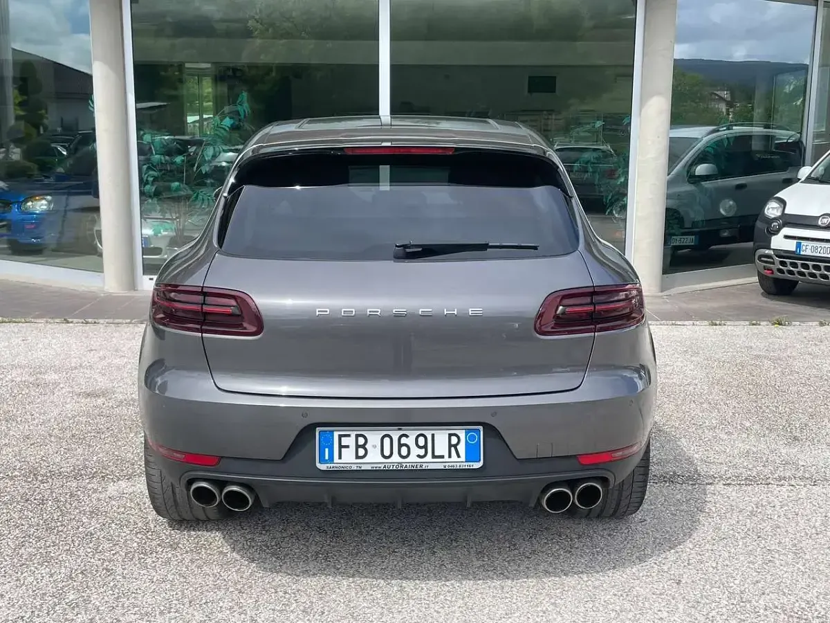 Usata Porsche Macan 250 CV (183 kW) 2015 Grigio SUV