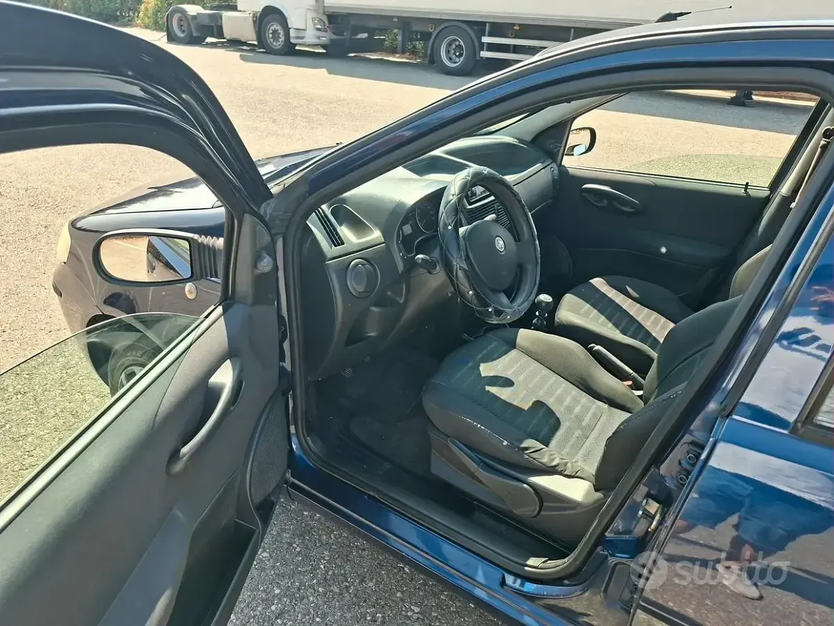 Usata Fiat Punto 60 CV (44 kW) 2008 Blu Utilitaria