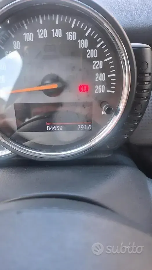 Usata Mini Cooper 116 CV (85 kW) 2015 Bluazzurro Utilitaria