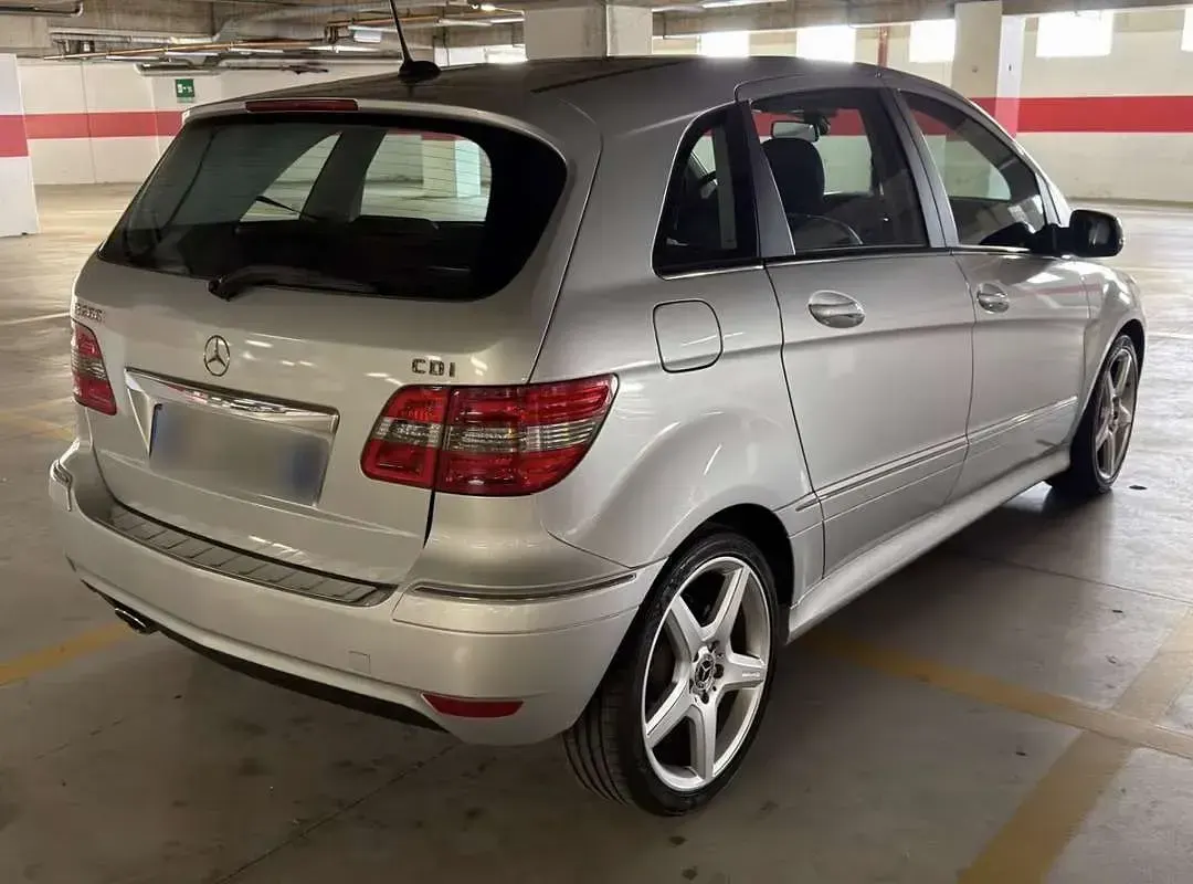 Usata Mercedes B200 Premium 140 CV (102 kW) 2011 Utilitaria