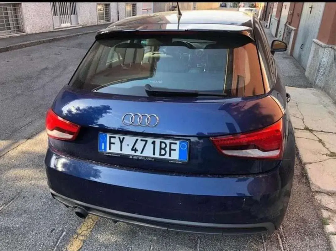 Usata Audi A1 Sportback Ambiente 95 CV (69 kW) 2018 Blu Utilitaria