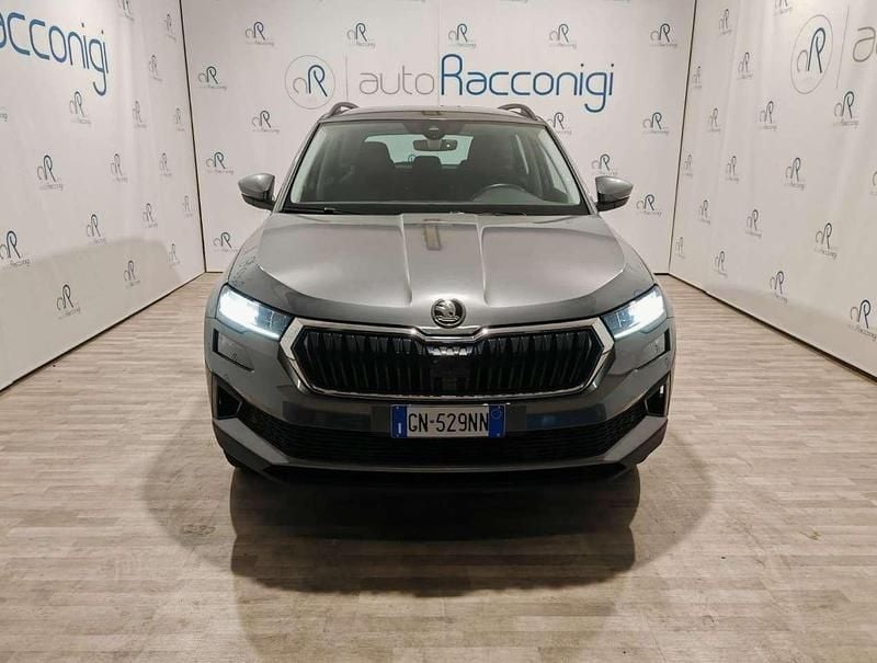 Usata Skoda Karoq Executive 116 CV (85 kW) 2023 Grigio SUV