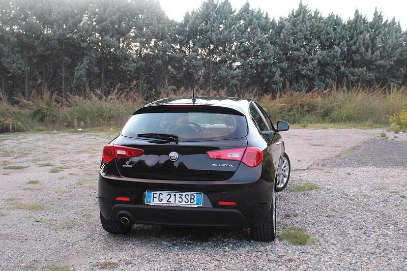 Usata Alfa Romeo Giulietta 120 CV (88 kW) 2016 Utilitaria