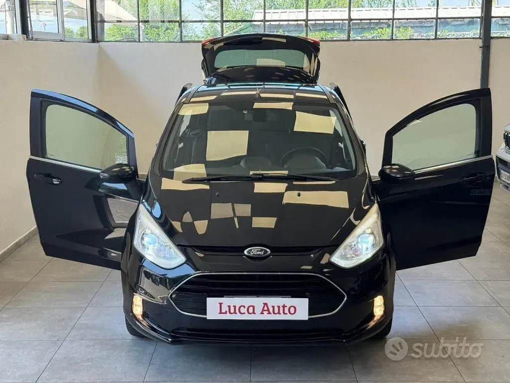 Usata Ford B-MAX 90 CV (66 kW) 2015 Nero Monovolume