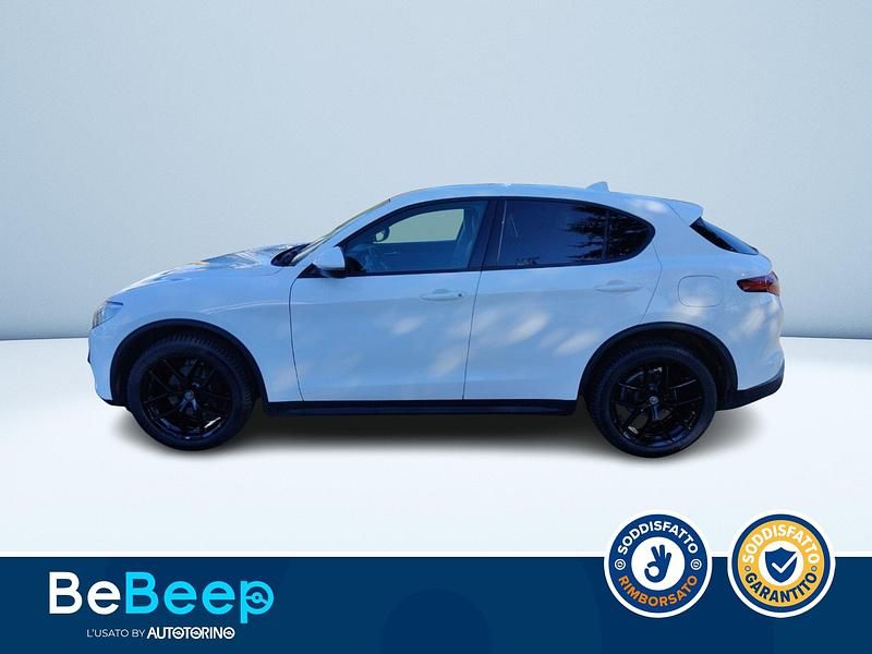 Usata Alfa Romeo Stelvio Executive 190 CV (139 kW) 2018 Bianco pastello SUV