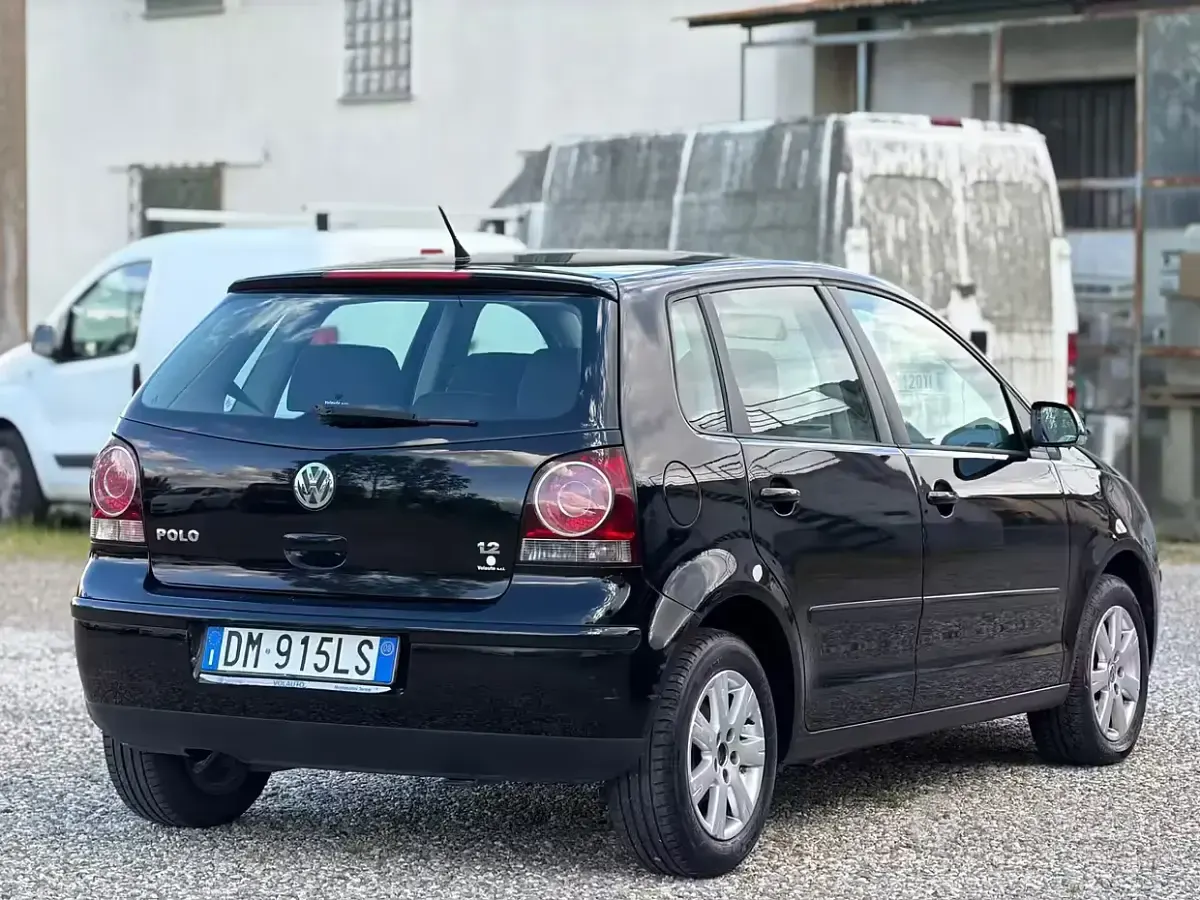 Usata VW Polo Comfortline 69 CV (50 kW) 2008 Nero Utilitaria