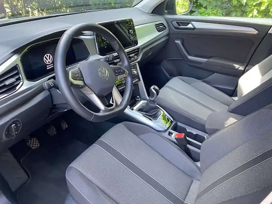 Usata VW T-Roc Edition 110 CV (80 kW) 2024 Grigio SUV