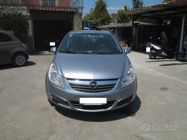 Usata Opel Corsa 80 CV (58 kW) 2009 Grigio Utilitaria